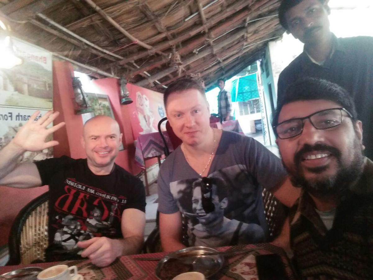 Chit Chat Guest House Jaipur Exteriör bild